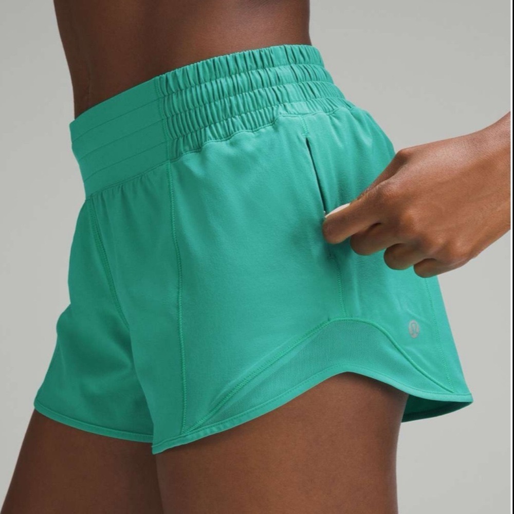 Lululemon Hotty Hot High Rise Athletic Short in Kelly Green Size 12 NWT - Picture 10 of 10